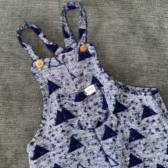 Beautiful ZARA Pattern Overalls - Picture 4 of 7